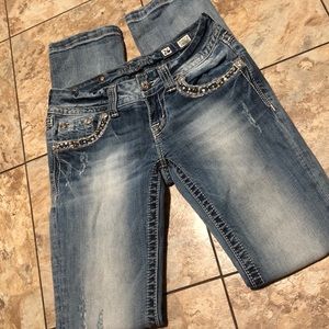 MISS ME LIGHT WASH STRAIGHT LEG JEANS